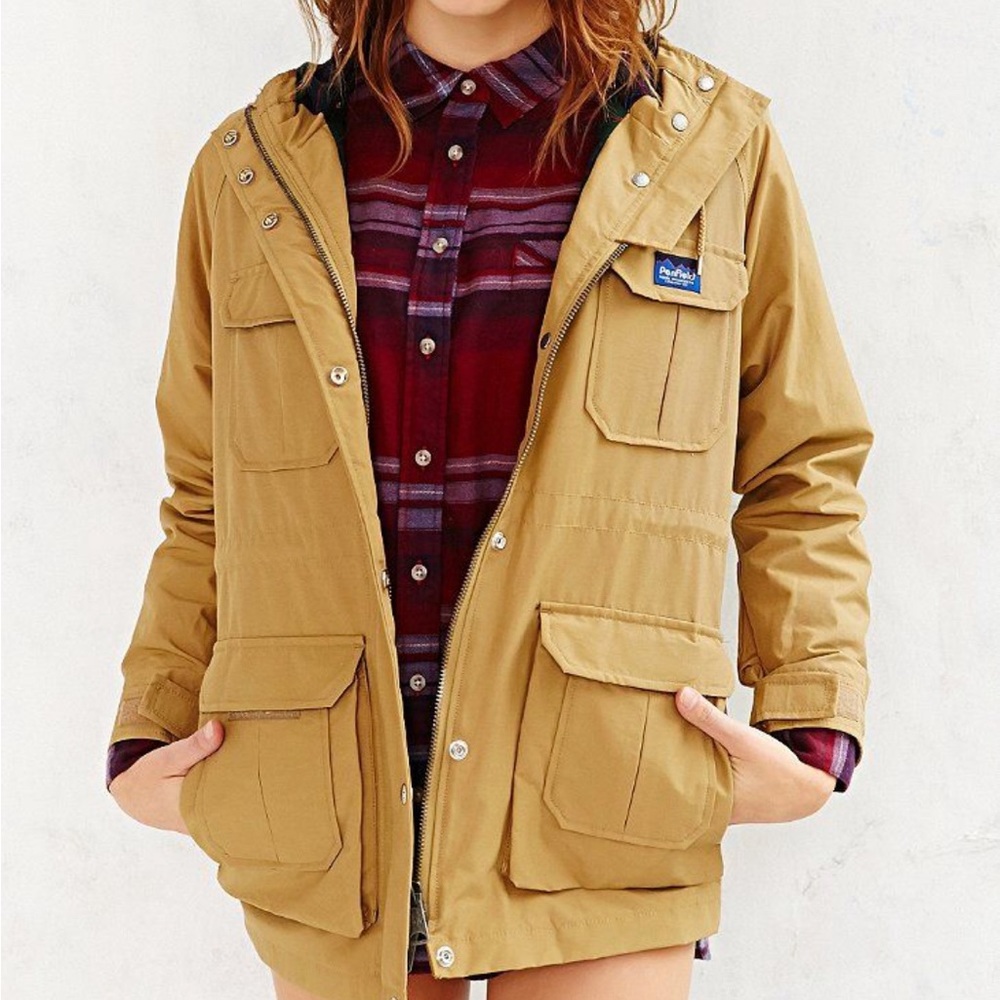 Penfield Madewell Tan Hooded Jacket with 6 Pockets and Drawstring Waist